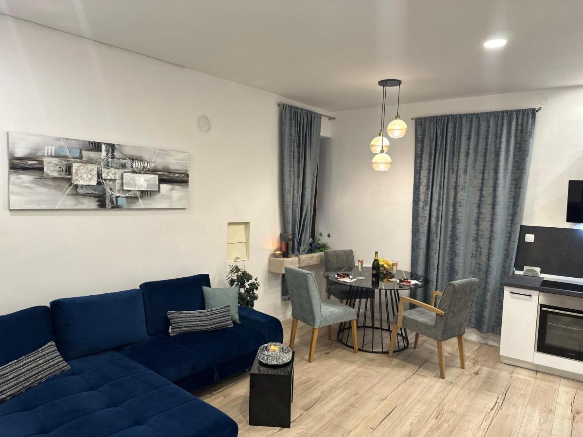 V Apartment Šibenik Екстериор снимка