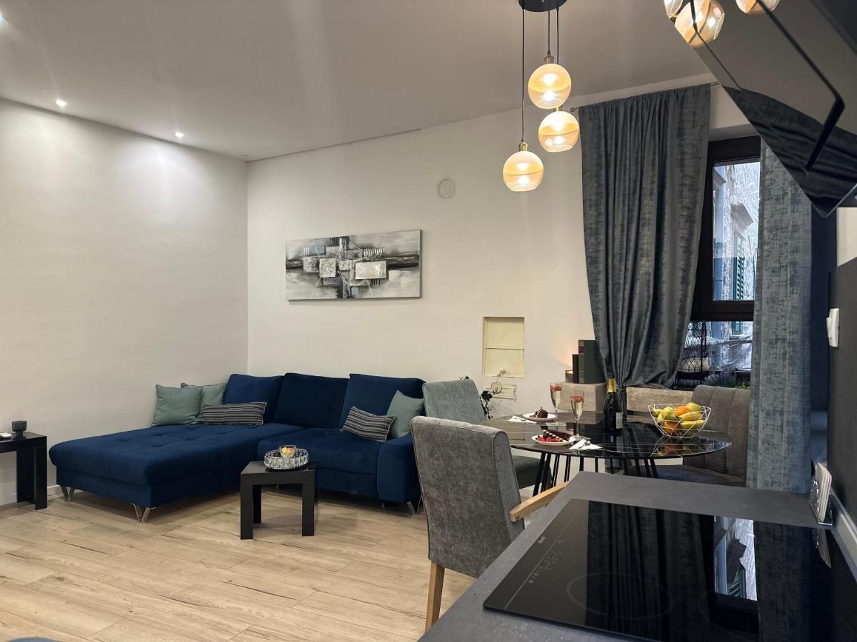 V Apartment Šibenik Екстериор снимка