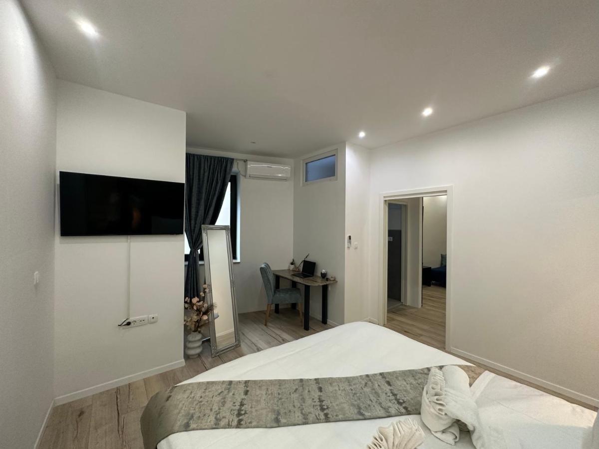 V Apartment Šibenik Екстериор снимка